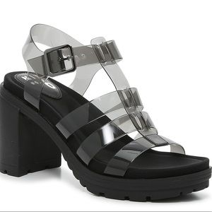 Mix No, 6 Alesi Platform Sandal.  New in Box!   Size 7.